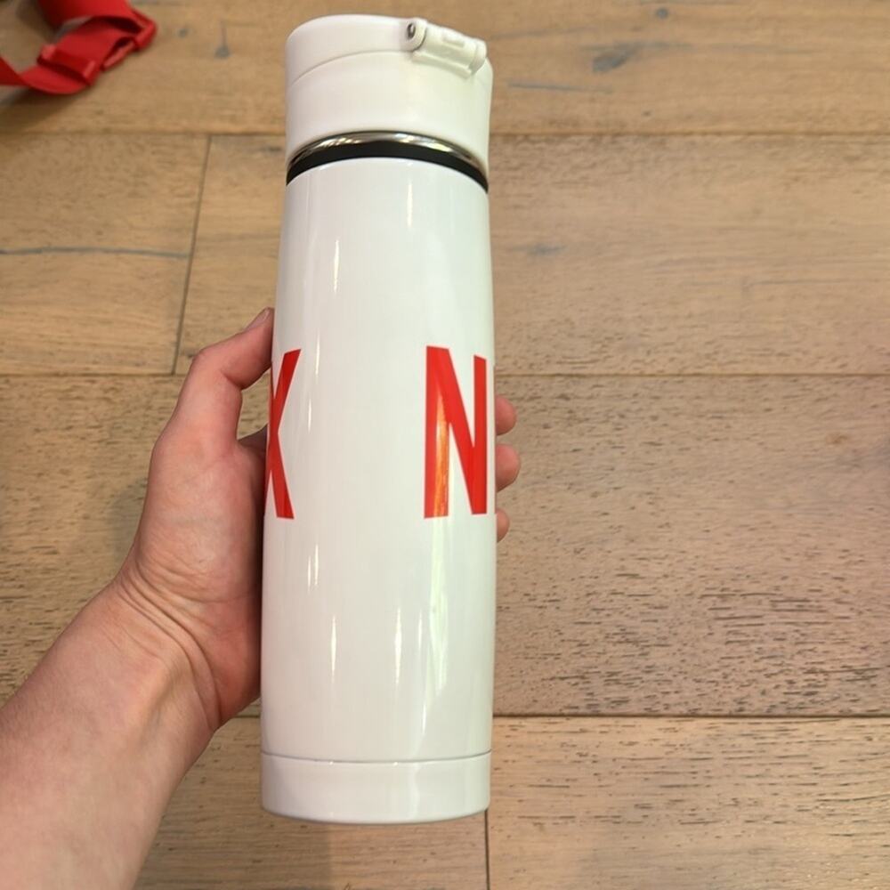 Netflix brand new water bottle never used - Picture 3 of 5